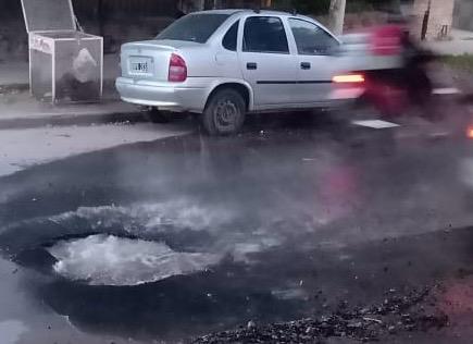 (VIDEO) Ataque Trolls: Bache «emparchado» después de un accidente