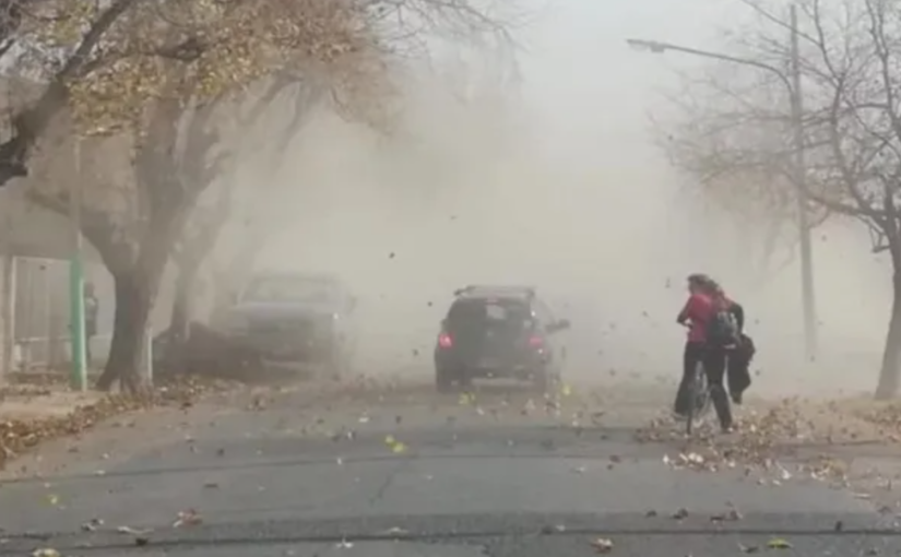 Alerta amarilla por fuertes vientos en La Pampa: precaución en localidades de la ruta 5