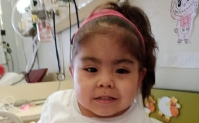 La historia de Emily: Una niña de 5 años de Rancul espera un trasplante renal en el Hospital Garrahan