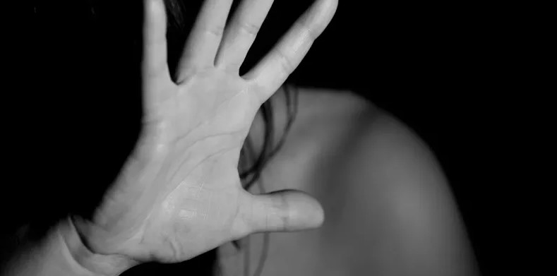 Hallan a una mujer desaparecida en Santa Rosa tras haber sido secuestrada y abusada