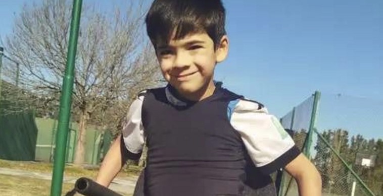 Reciben a Mateo, el niño que sufrió daño cerebral tras un caso de presunta mala praxis: «»Quiero que respondan todos»