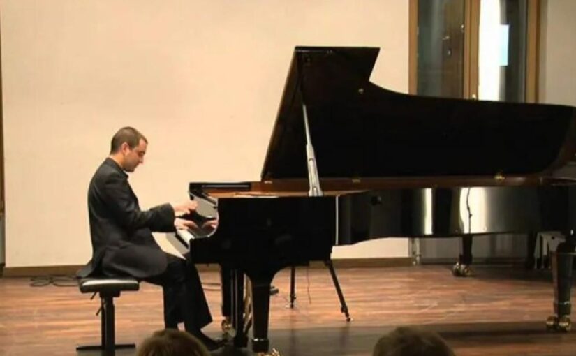 “Solo piano” a beneficio contra la polio: concierto de Emilio Peroni en el Teatro Español