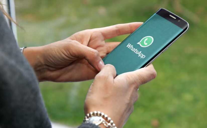 La nueva estafa que controla tu WhatsApp sin que lo notes