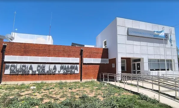 Aprehenden a dos jóvenes por daños y resistencia a la autoridad en Cavero y Salanueva