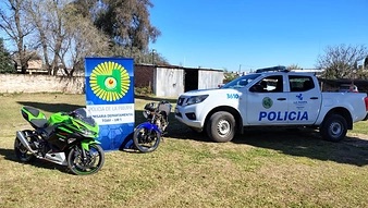 Desarticulan carreras ilegales de motos en Toay: allanamientos, secuestro de rodados, plantas de cannabis y fauna silvestre